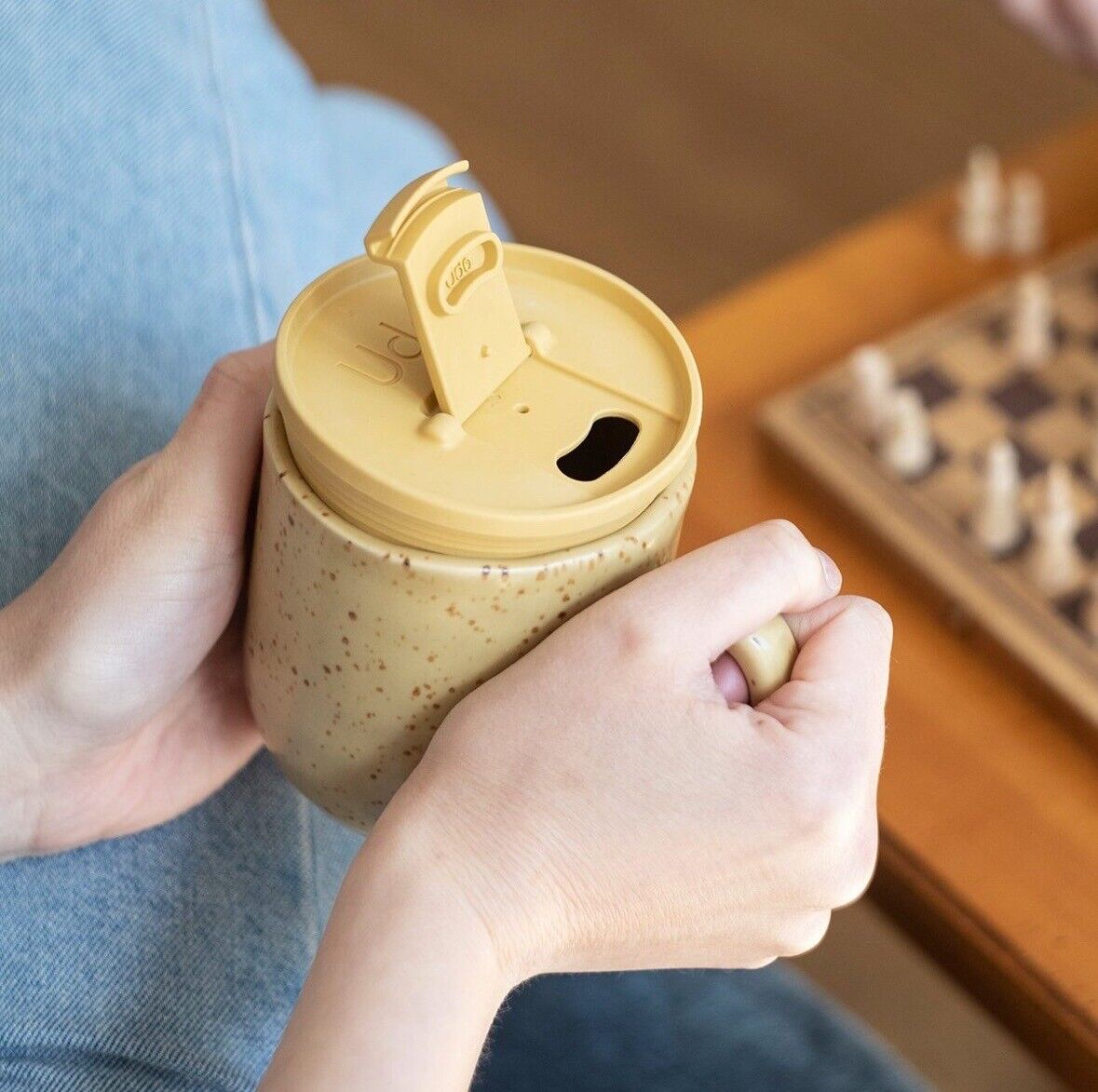 Udo Mehrwegdeckel Lieblingstasse wird zum To-go-Becher Farbe Sand